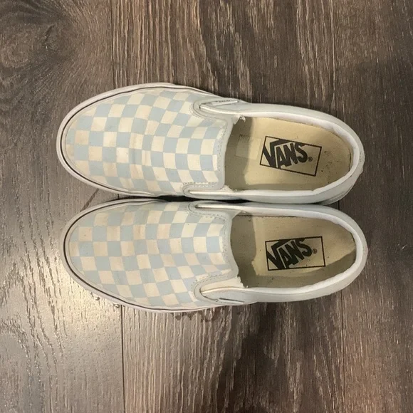 Checkered vans - Picture 3 of 5